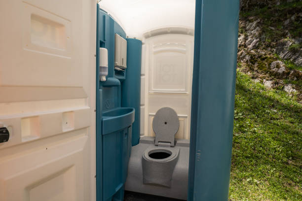 Best Portable restroom trailer rental  in Fairfax, VA